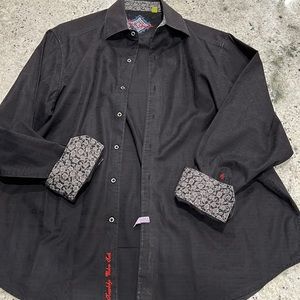 Robert Graham Classic fit